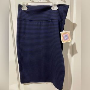 New With Tags Small Lularoe Cassie Skirt